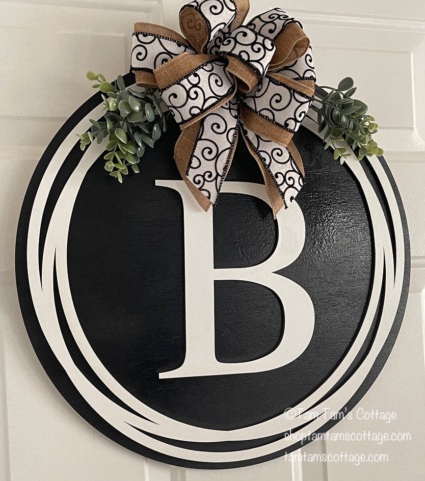Custom Monogram Door Hanger with Elegant Bow – Personalized Decor
