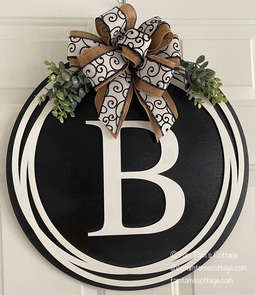 Custom Monogram Door Hanger with Elegant Bow – Personalized Decor