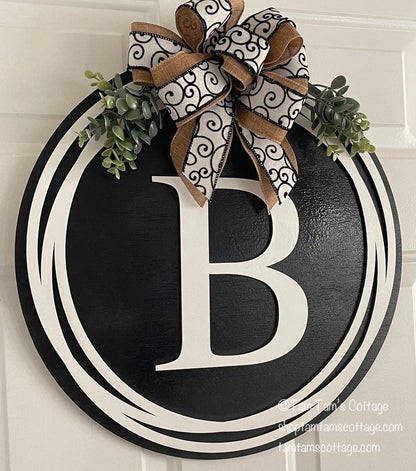 Custom Monogram Door Hanger with Elegant Bow – Personalized Decor